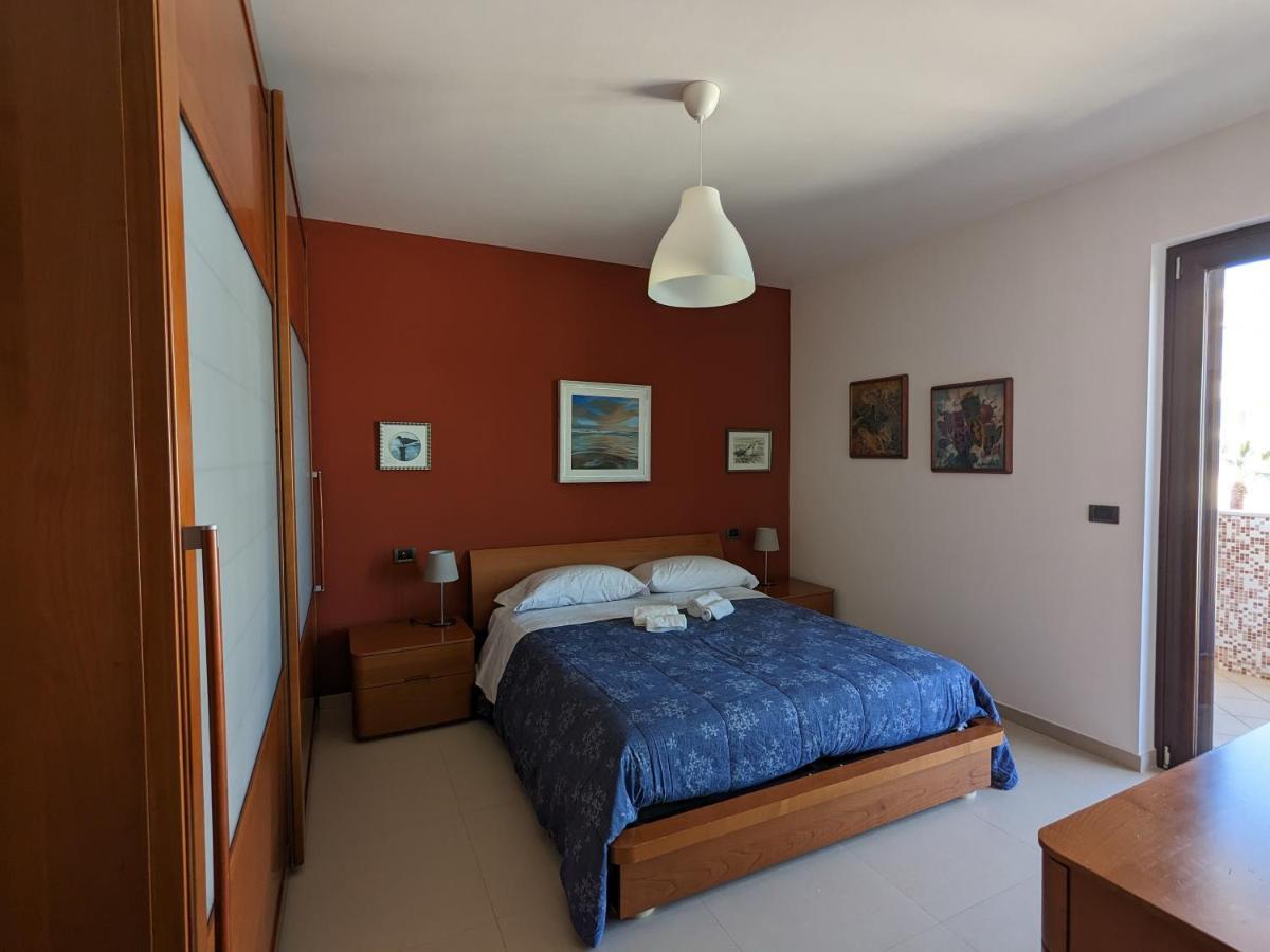 La Casa Dei Due Mari - Large Apartment With Parking Tarent Zewnętrze zdjęcie